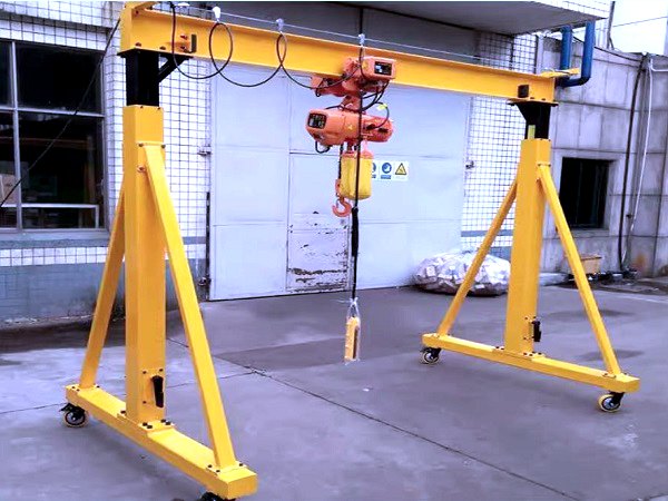 手推可升降無軌萬(wàn)向移動(dòng)龍門架